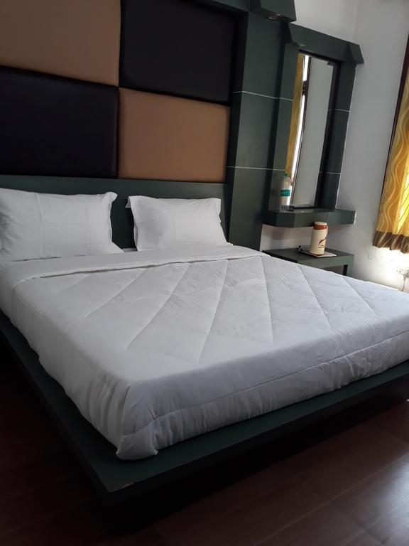 Hotel Katra Residency Eksteriør billede